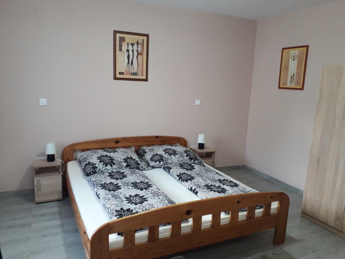 Aquatherma Apartman Sárospatak Exterior foto